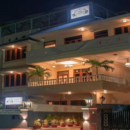 ホテル Jaipur Bungalow エクステリア 写真